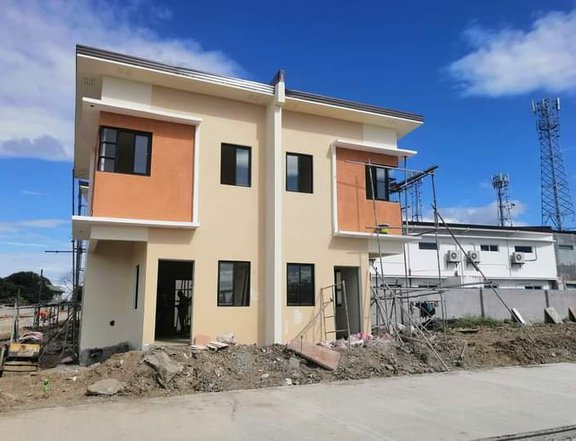 3-bedroom Duplex / Twin House For Sale in General Trias Cavite