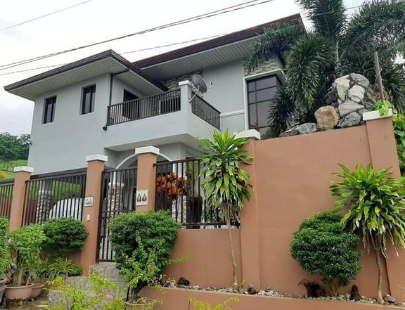 4-bedroom Single Detached House For Sale in Olongapo Zambales