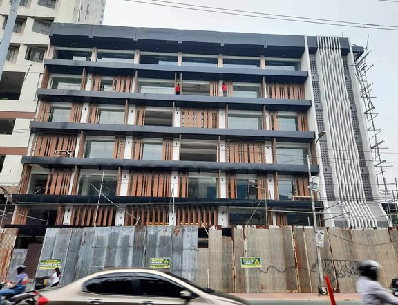 Commercial buildkng for sale in tomas morato