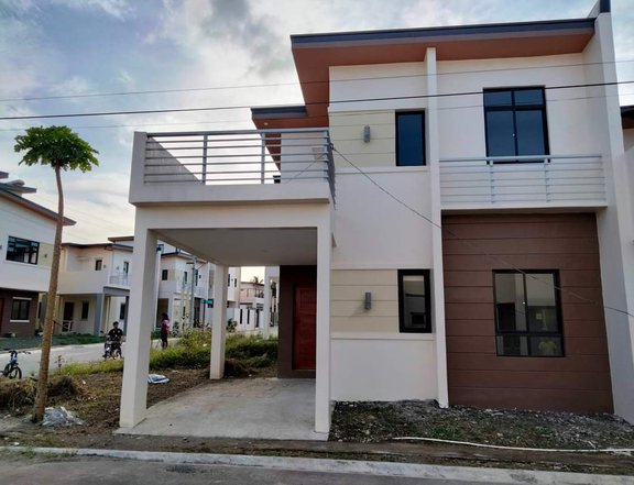 Ready for Occupancy House and Lot in Lipa