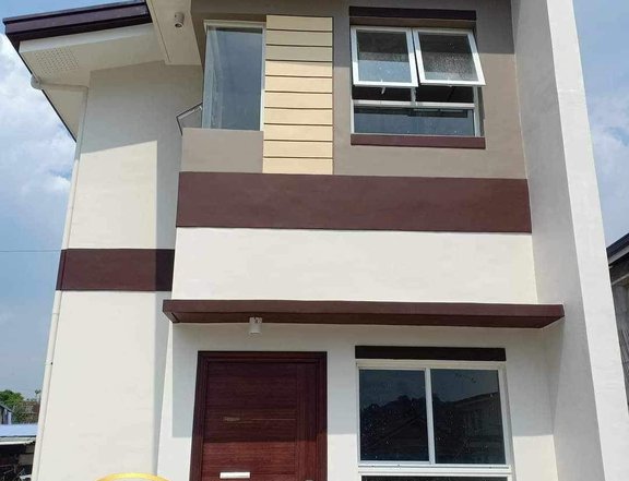3 bedroom Single Attached House in Quezon City