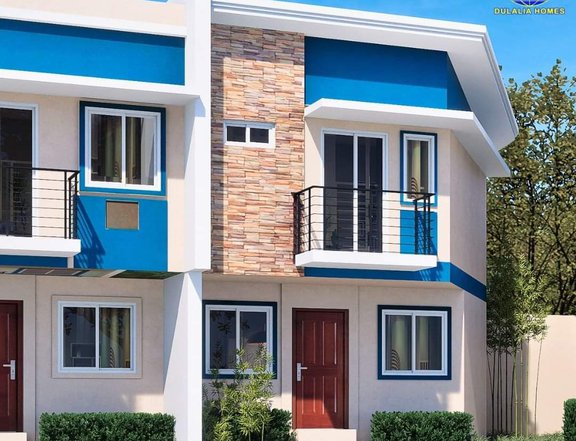 Discounted 3-bedroom Townhouse For Sale in Valenzuela Metro Manila