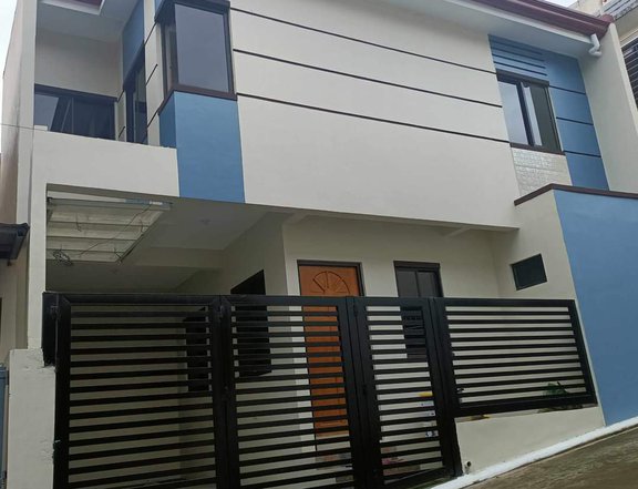 2 STOREY SINGLE ATTACHED HOUSE IN AMPARO SUBD. NORTH CALOOCAN