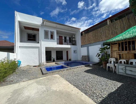2-bedroom House With  pool For Sale in Dasmarinas Cavite