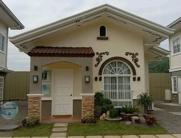 3-bedroom Single Detached House For Sale in Toledo Cebu