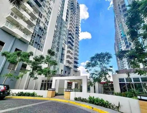 Resort condo in Ortigas-Pasig for sale/Rent to own 2Bedroom +balcony near C5,Eastwood,BGC,Megamall