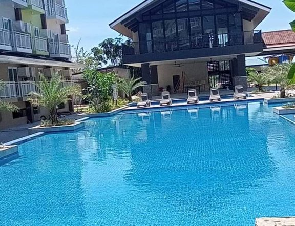 Condominium for sale or assume unit near airport area 650k only assume