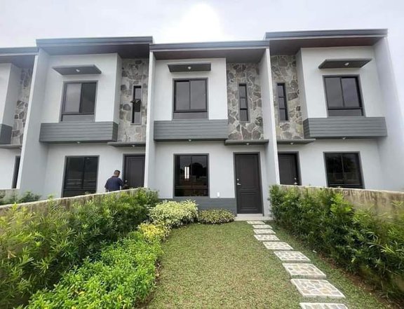 TOWNHOUSE NEW RFO/ ON GOING CAN BE OCCUPIED 4-6MONTHS