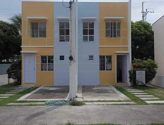 Live Near in Manila-Complete Finished Townhouse in Kawit Cavite