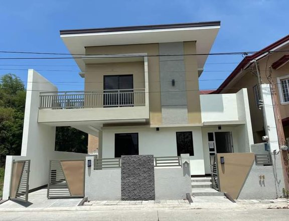 PROPERTY FOR SALE AND READY FOR OCCUPANCY IN IMUS, CAVITE