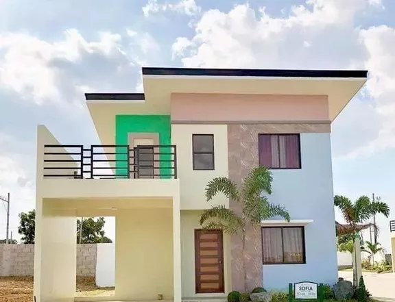 4-bedroom Single Detached House For Sale in Trece Martires Cavite