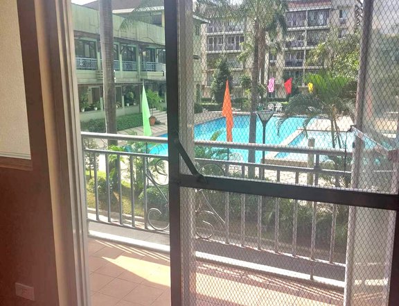 2 bedroom Condominium, Newly Renovated