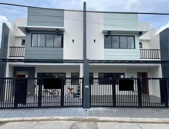 House And Lot For Sale inside BF Resort Village