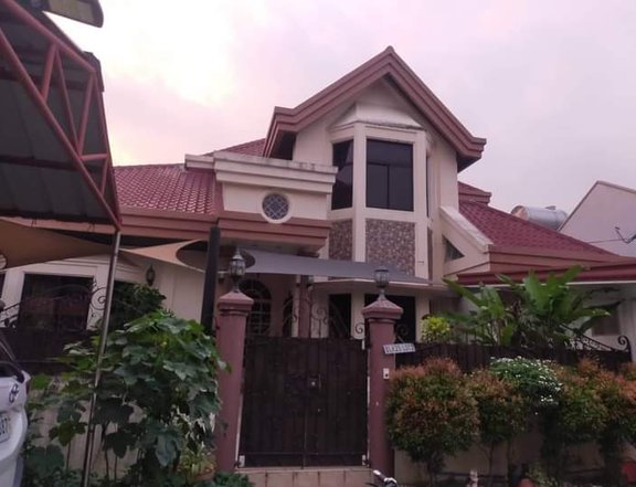 House and lot For Sale at multinational village paranaque