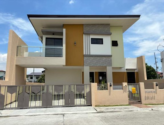 5-bedroom Single Detached House For Sale