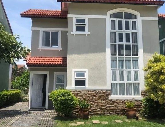 4-bedroom Single Attached House For Sale