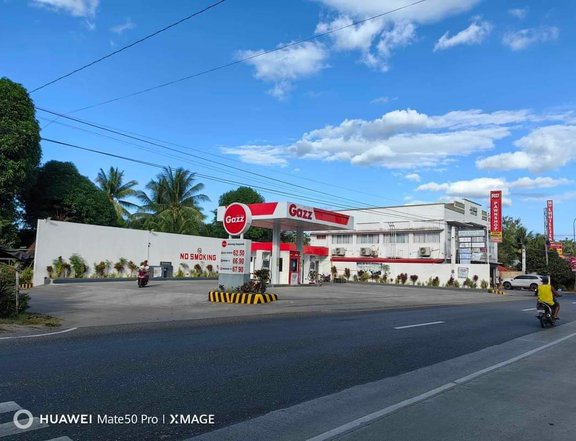 Commercial Building and Gasoline Station for Sale