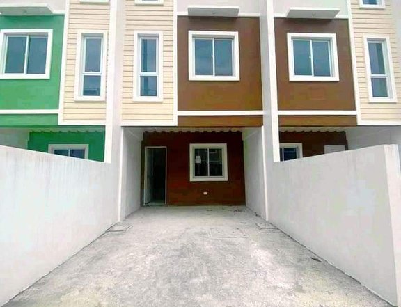 3STOREY TOWNHOUSE 4BR, 3TB IMUS CAVITE