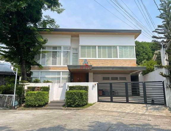 Well Maintained 2 Storey House and Lot for Sale UPS5 Subdivision Bgy. San Isidro Paranaque