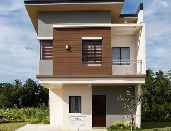 3-bedroom Single Attached House For Sale in Alaminos Laguna