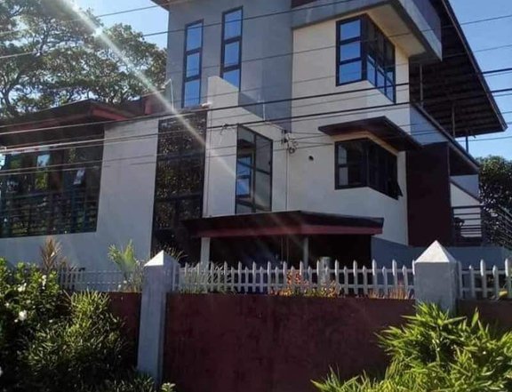 RUSHClean Titled 2-Storey with Rooftop FOR SALE in a Flood Free Area at Laoag City, Ilocos Norte