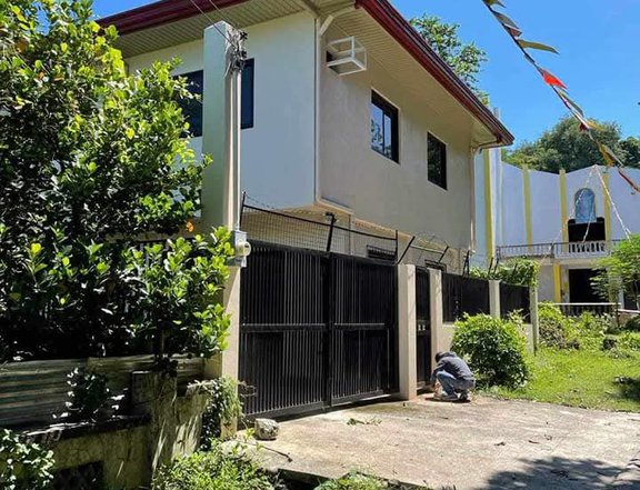 Clean Titled Commercial Building FOR SALE in a Flood Free Area at Poblacion, Caba, La Union