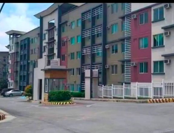 Pre-Owned 40.00 sqm 3-bedroom Residential Condo For Sale in Quezon City