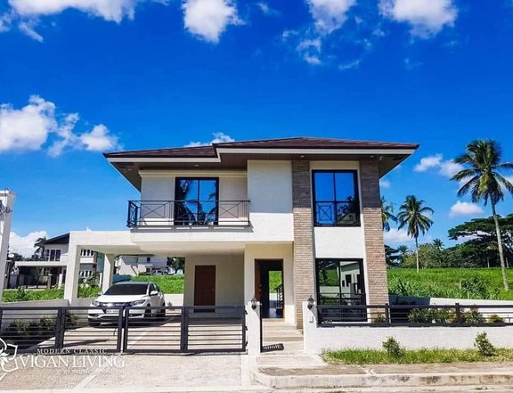 Ready for occupancy Single Detached house at Summitpoint Golf and Residential Estates Lipa Batangas