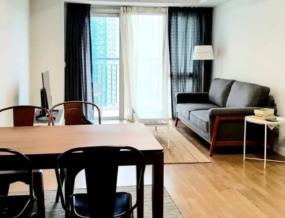 2 Bedroom Fully Furnished Unit at Two Maridien For Rent