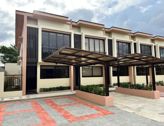 3-bedroom Townhouse For Sale in Las Pinas