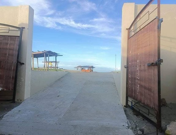 Absolute Beachfront Lot FOR SALE with fence at Magsingal, Ilocos Sur