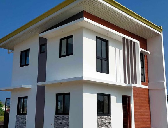 Corner Lot House and Lot FOR SALE in a Flood Free Community at Candon City, Ilocos Sur