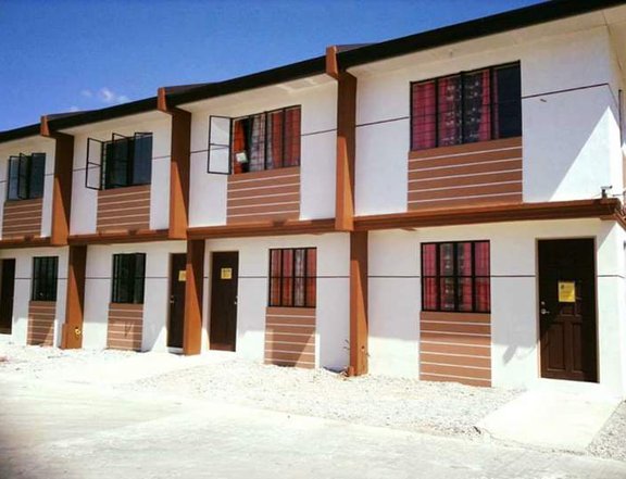 RFO/Preselling Savanna Ville Townhomes IMUS Cavite Affordable Townhous