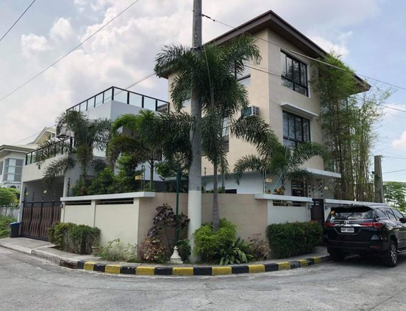 Modern House and Lot in Greenwoods Pasig