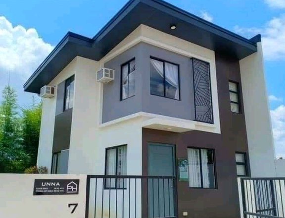 3 BR Complete Finished Single Attached House for Sale