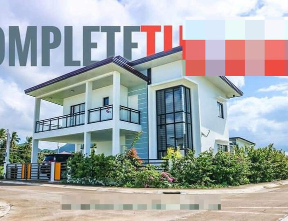 Elegant Modern Home In  Tanauan  Overlooking Mt. Makiling and Tagaytay