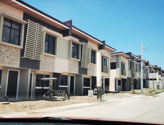 3 BEDROOMS BA ANG HANAP NEAR TAGAYTAY PO FOR ONLY 20K TO RESERVE