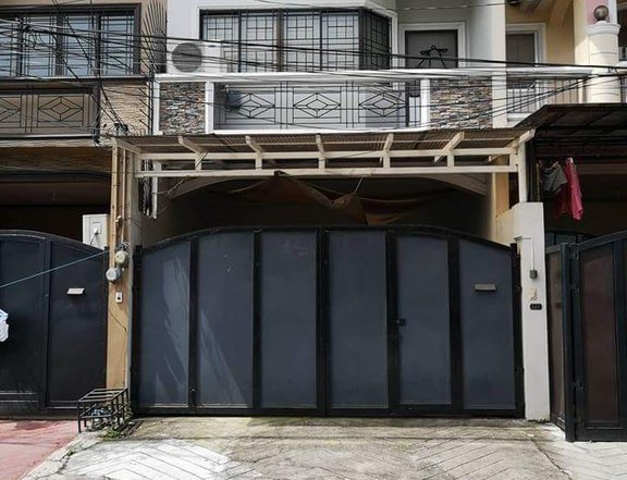 FOR SALE HOUSE AND LOT IN TANDANG SORA QC