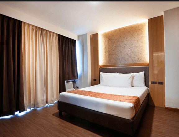 Pre-Owned 77.98 sqm 2-bedroom Condotel For Sale in Quezon City- Araneta Cubao