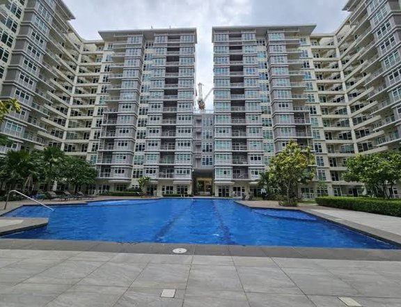 For Rent 2BR Condo in Veranda Arca South Taguig very near BGC Makati NAIA Terminal 3 Brand New