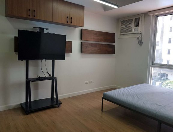 FOR RENT: Lerato Tower 3, Studio Unit