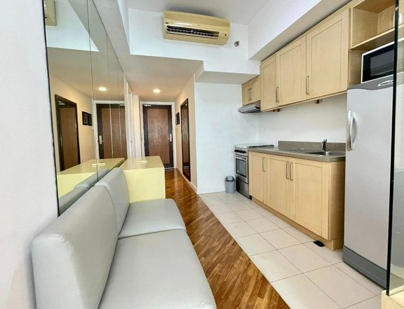 FOR SALE: Joya Lofts & Towers, Studio Unit