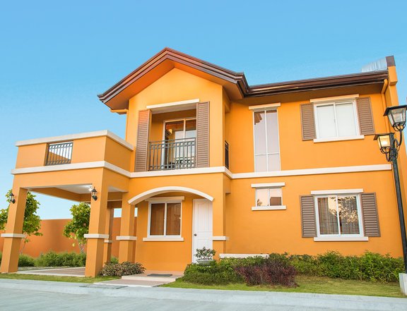 5-bedroom Single Attached House For Sale in San Pablo Laguna