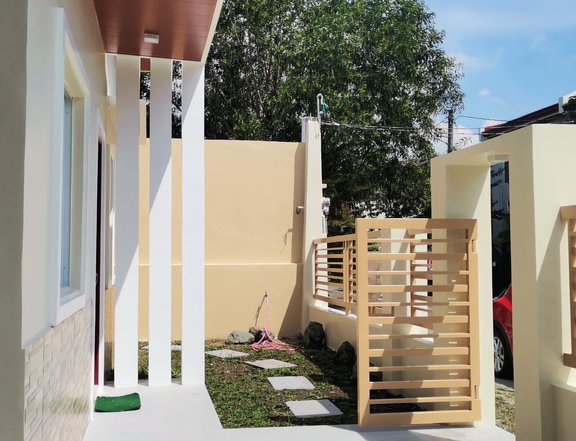 Well-ventilated Bungalow in BF Resort Village in Las Pinas City