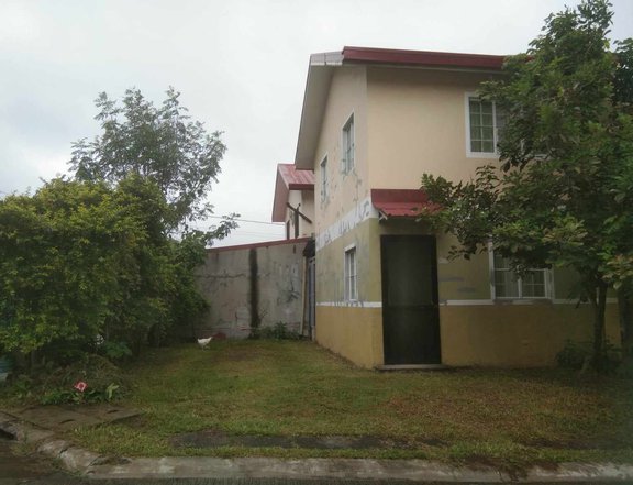 South Spring Heights Sto.Tomas Batangas Townhouse for Sale
