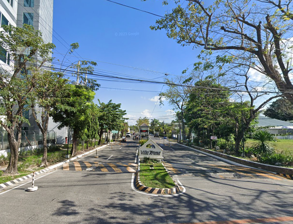 Pre-owned House in Villa Teresa in Angeles City