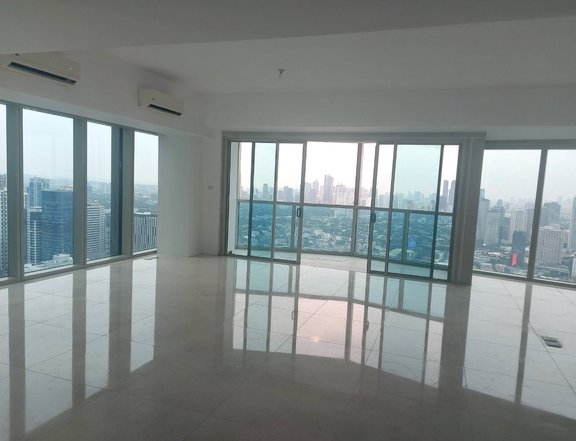 PENTHOUSE  - Luxury Suite Condo For Sale in  Grand Hyatt Residences , BGC