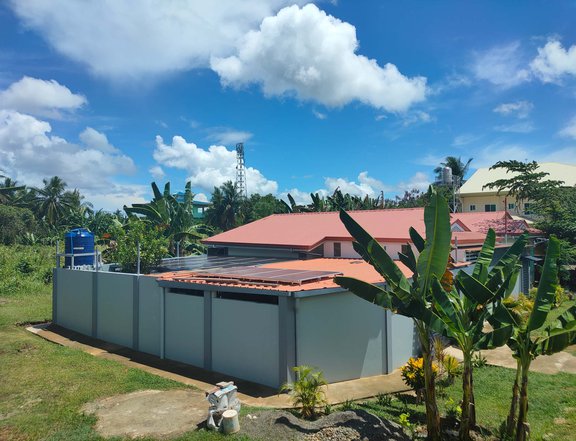 House & lot 240sqm near San Remigio, Solar powered with deep well - No electric & water bill