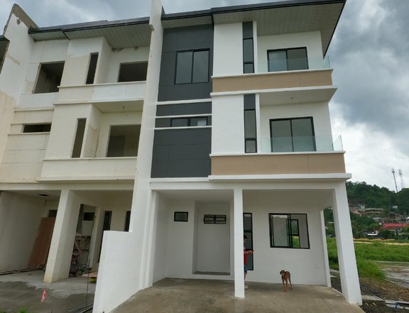 3-bedroom Townhouse For Sale in Talamban Cebu City, Cebu