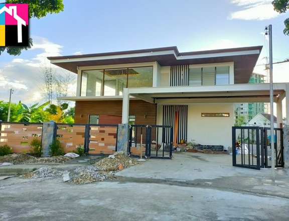 BRAND NEW HOUSE FOR SALE IN MACTAN CEBU WITH FURNISHED THINGS AND POOL